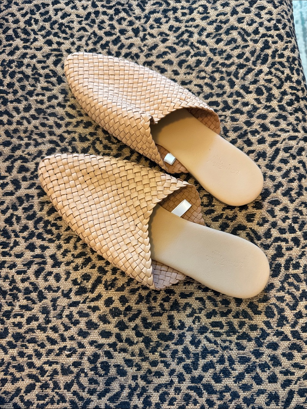 Universal Thread Woven Mule Slides in Tan